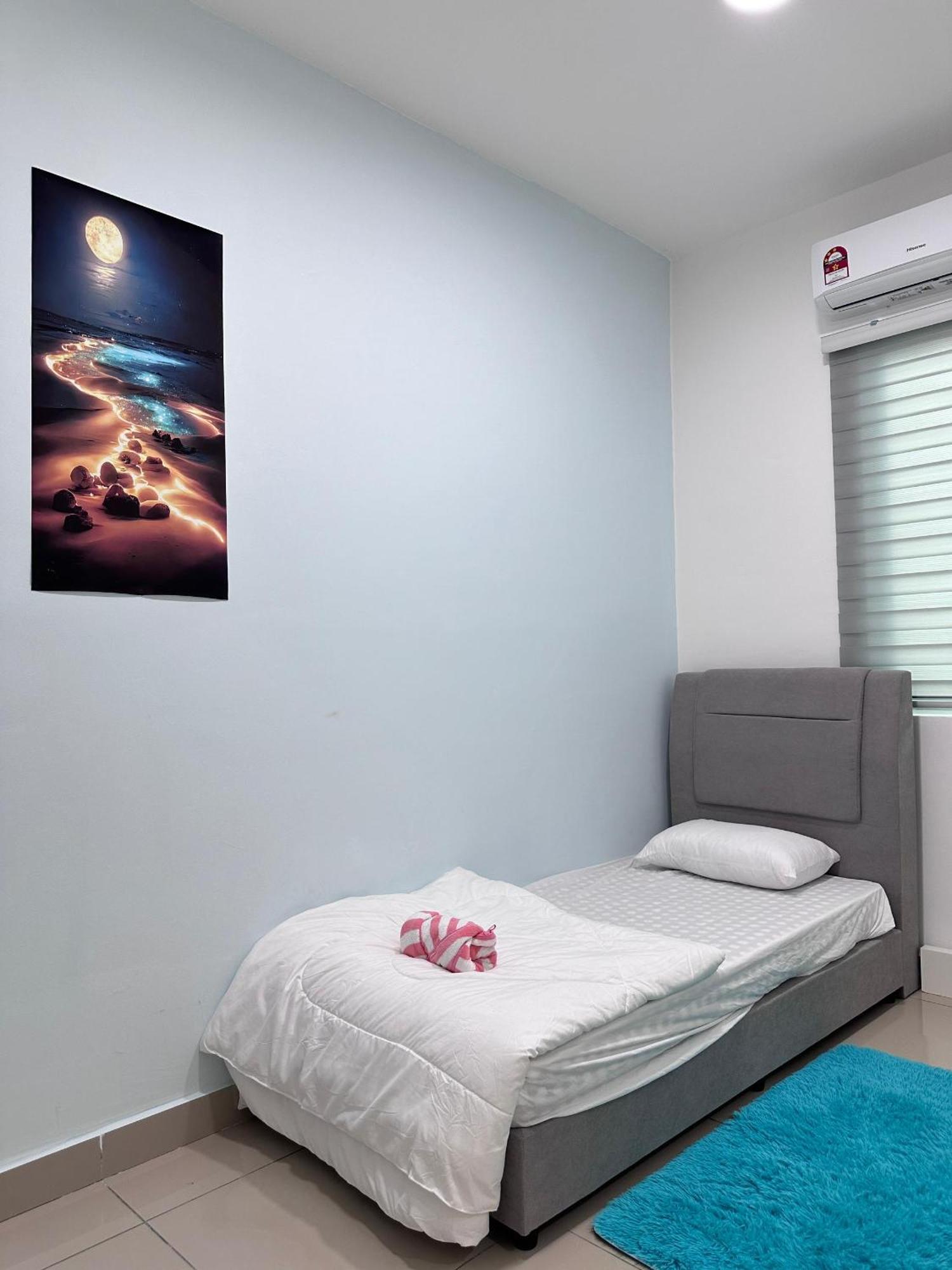 Pangsapuri Comfort - 5pax Fantasy Pool View *